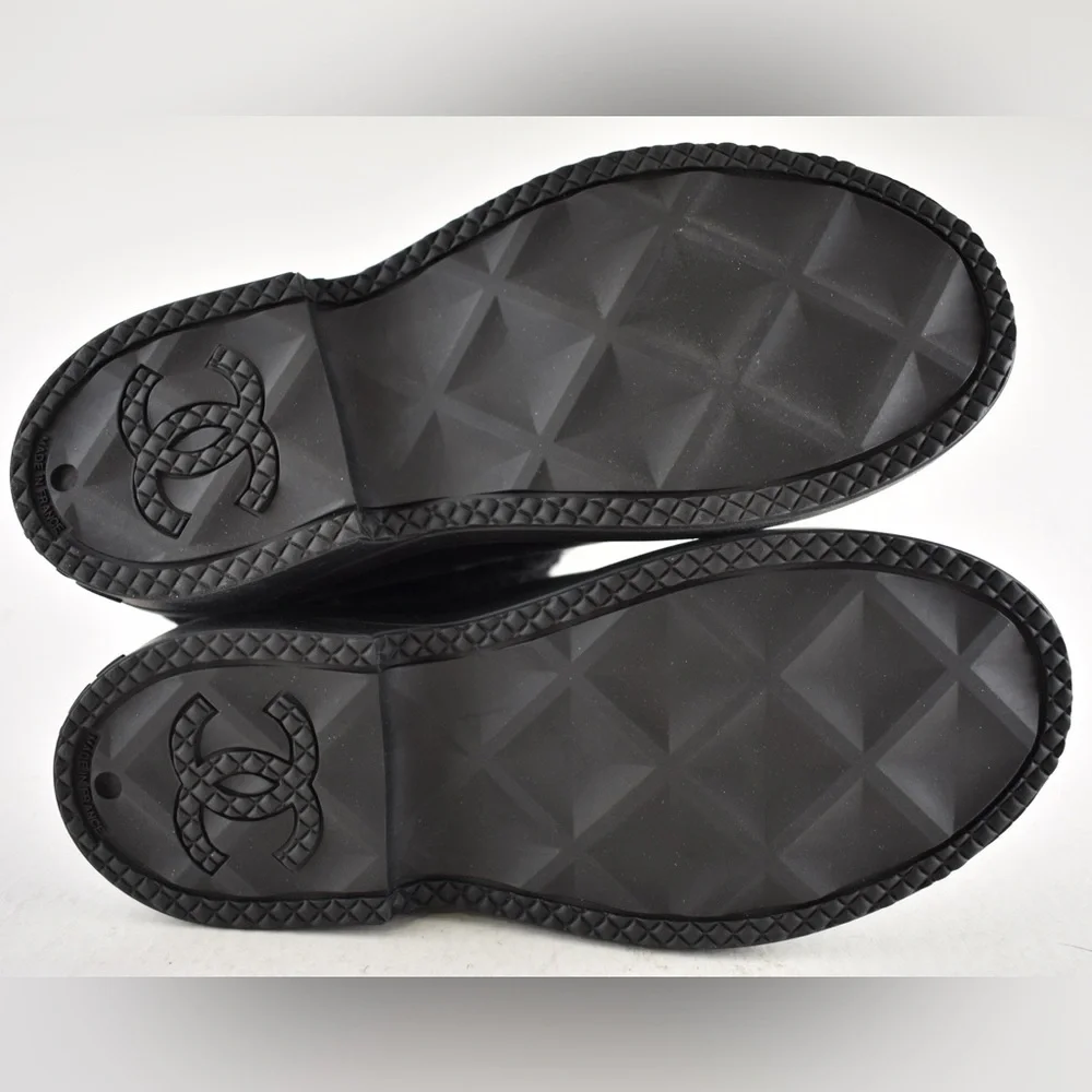 Chanel 24K Black Sheep Shearling Fur Rubber CC Low Top Short Ankle Rain Boots 42 - Picture 16 of 16
